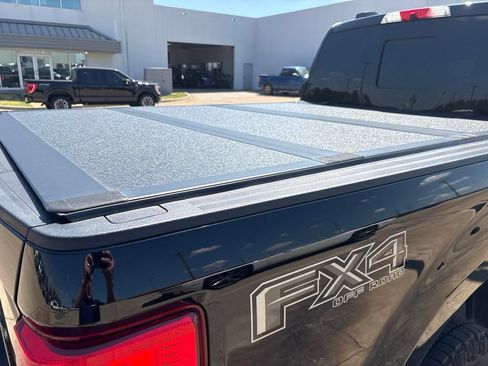 Used 2022 Ford F250 Lariat AWD/4WD image 7