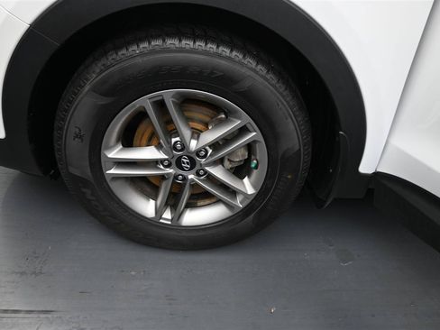 Used 2018 Hyundai Santa Fe Sport AWD/4WD image 17