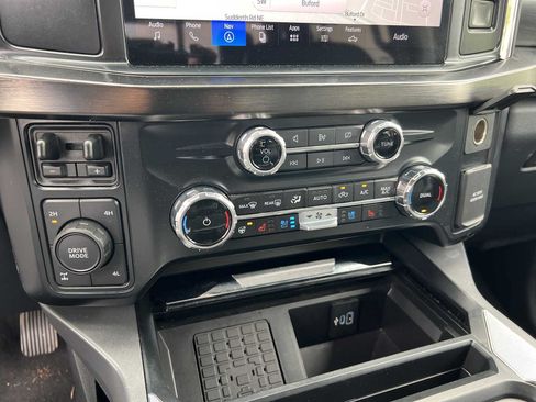 Used 2024 Ford F350 Lariat w/ Chrome Package AWD/4WD image 29