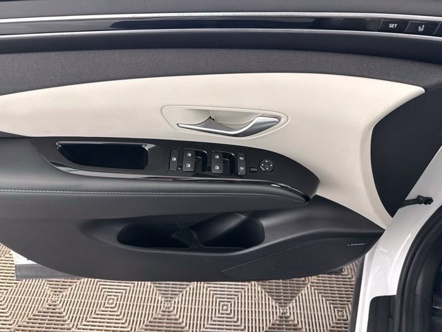 Used 2022 Hyundai Tucson Limited FWD image 20