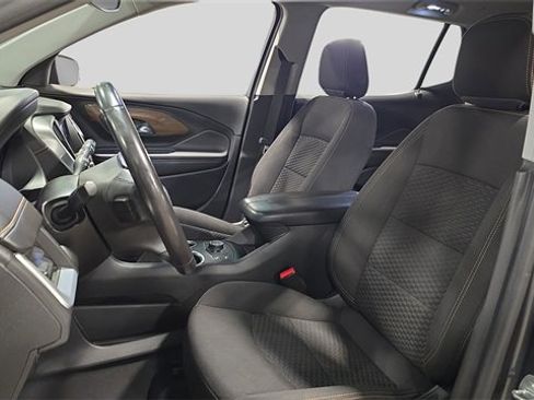 Used 2020 GMC Terrain SLE w/ Driver Convenience Package image 11