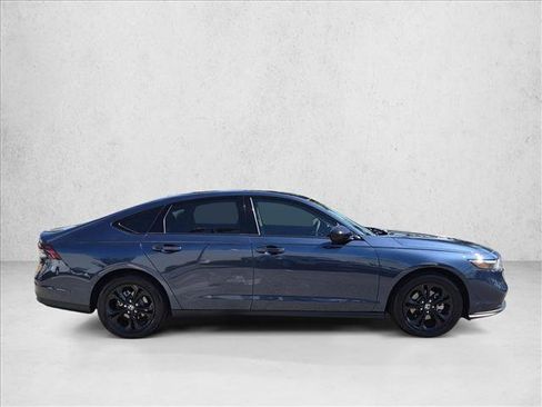 Used 2025 Honda Accord SE image 4