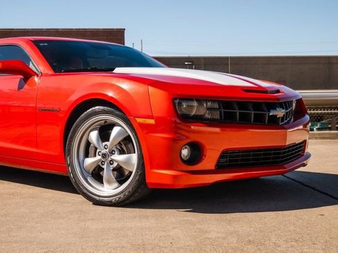 Used 2010 Chevrolet Camaro SS w/ RS Package image 35