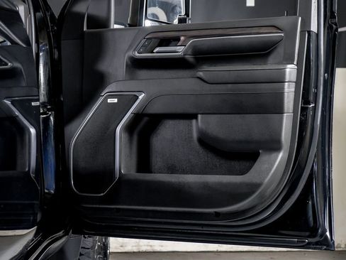 Used 2024 Chevrolet Silverado 3500 LTZ w/ LTZ Convenience Package image 36