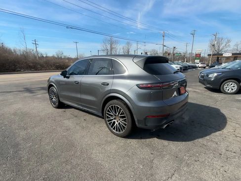 Used 2019 Porsche Cayenne image 6