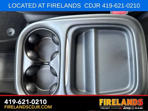 New 2027 Chrysler Pacifica Select FWD image 27