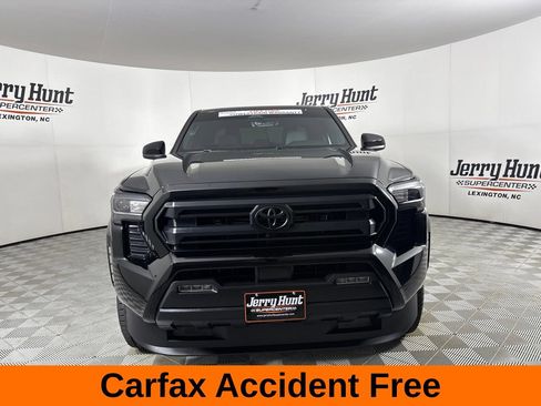 Used 2024 Toyota Tacoma SR5 AWD/4WD image 3
