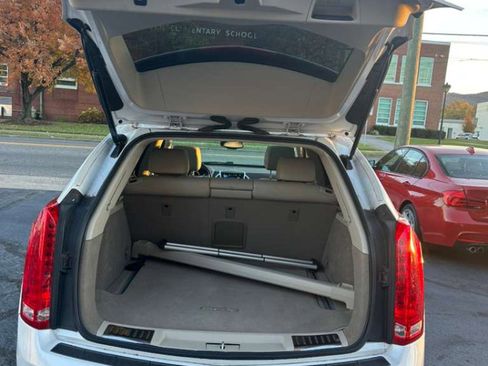 Used 2015 Cadillac SRX Luxury w/ Driver Awareness Package image 16