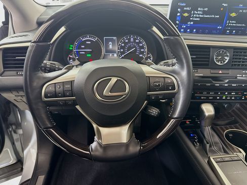 Used 2022 Lexus RX 450hL Luxury w/ Accessory Package (P1) image 12