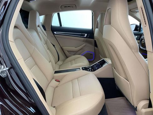 Certified 2022 Porsche Panamera 4 Platinum Edition AWD/4WD image 22