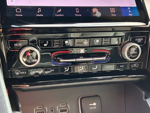 New 2025 Jeep Grand Cherokee L Summit w/ Advanced Protech Group IV AWD/4WD image 21