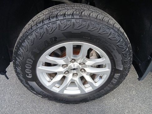 Used 2020 Chevrolet Silverado 1500 RST w/ All-Star Edition image 2