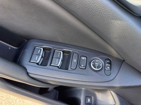Used 2019 Honda Accord Sport image 11