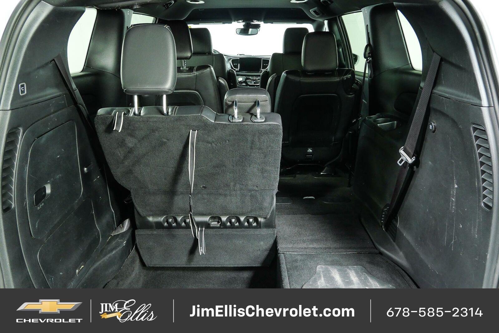 Used 2022 Chrysler Pacifica Touring-L w/ S Appearance Package FWD image 31