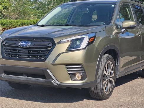 Used 2022 Subaru Forester Limited AWD/4WD image 7
