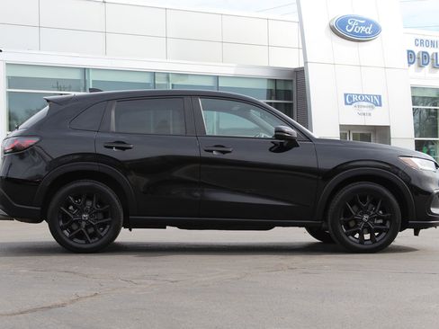 Used 2024 Honda HR-V Sport image 9