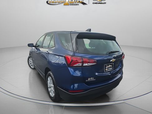 Used 2022 Chevrolet Equinox LS FWD image 6