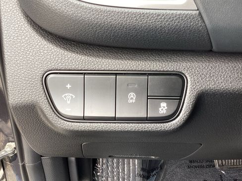 Used 2024 Kia Seltos EX FWD image 27