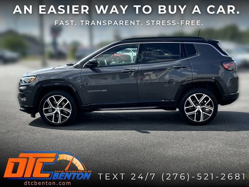Used 2024 Jeep Compass Limited w/ Elite Group AWD/4WD image 8