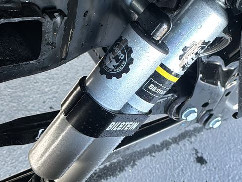 New 2025 Jeep Gladiator Sport image 14