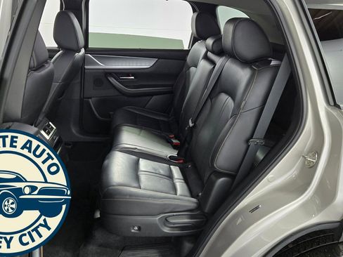 Used 2024 MAZDA CX-90 3.3 Turbo w/ Preferred Plus image 29