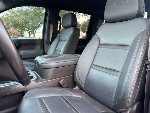 Used 2021 GMC Sierra 2500 Denali w/ Denali Ultimate Package AWD/4WD image 6