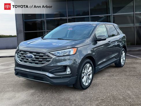 Used 2020 Ford Edge Titanium w/ Equipment Group 301A AWD/4WD image 9