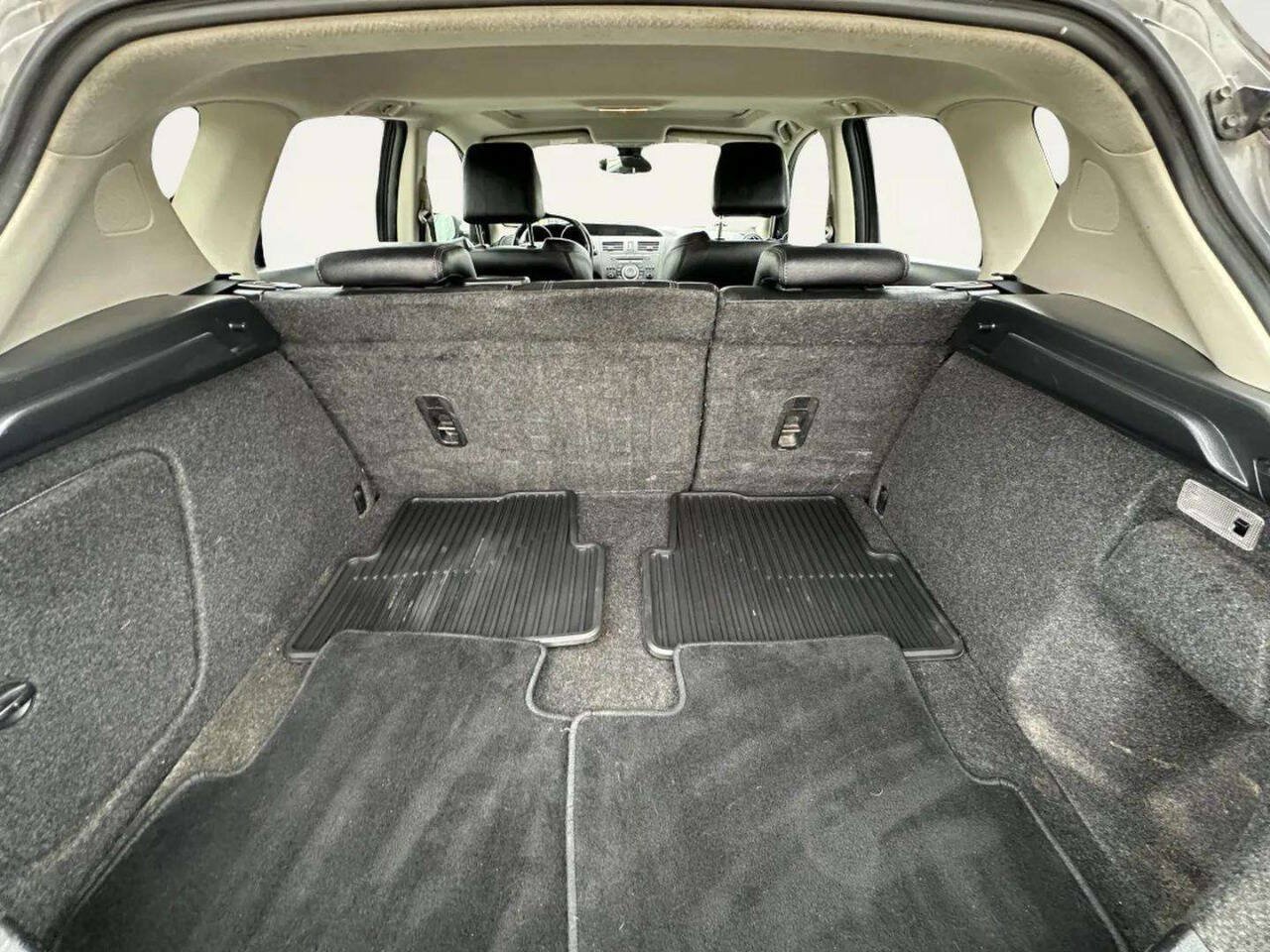 Used 2010 MAZDA MAZDA3 s Grand Touring FWD image 32