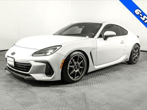 Used 2022 Subaru BRZ Limited RWD image 2