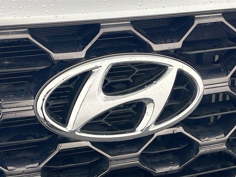 Used 2020 Hyundai Santa Fe SEL image 33