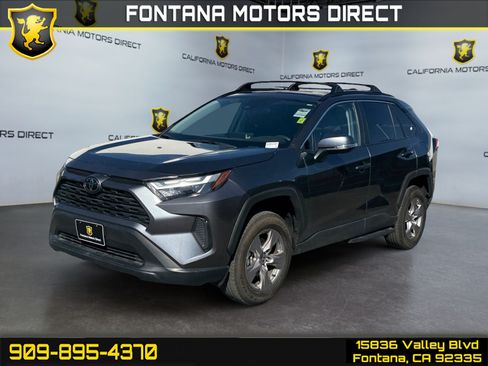 Used 2025 Toyota RAV4 XLE w/ Convenience Package FWD image 1