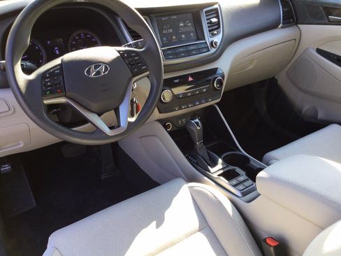 Used 2018 Hyundai Tucson SEL AWD/4WD image 17