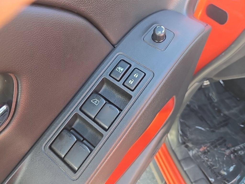 Used 2025 Nissan Frontier PRO-4X w/ Pro Premium Package AWD/4WD image 11