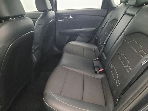 Used 2023 Kia Forte GT-Line w/ GT-Line Premium Package image 18