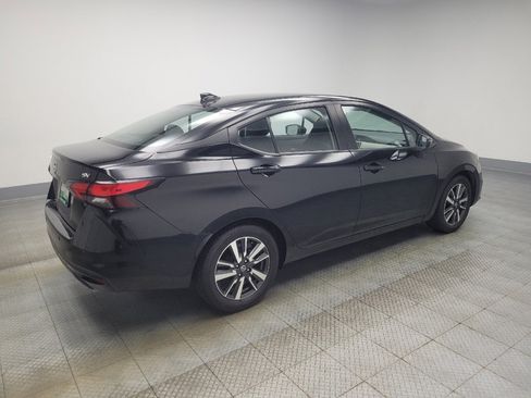 Used 2021 Nissan Versa SV image 10
