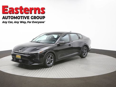 Used 2025 Kia K4 LXS image 55