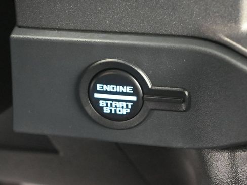 Used 2025 Ford Bronco Badlands w/ Sasquatch Package AWD/4WD image 14