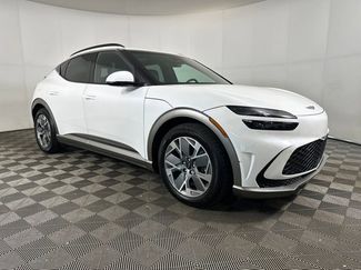Used 2025 Genesis GV60 Advanced video 2