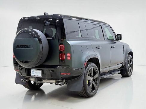 Used 2025 Land Rover Defender 110 X-Dynamic SE AWD/4WD image 20