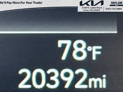 Used 2023 Hyundai Venue SEL FWD image 23