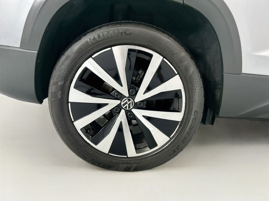 Used 2022 Volkswagen Taos SE FWD image 31