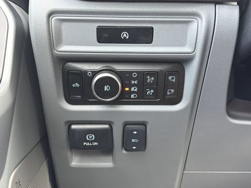 Used 2025 Ford F150 XLT w/ Equipment Group 303A High AWD/4WD image 29