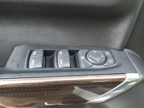 Used 2019 Chevrolet Silverado 1500 LT image 14