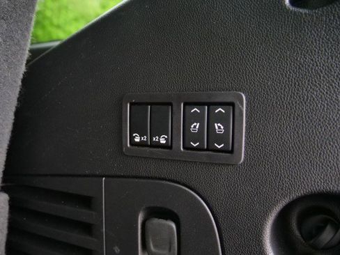 Used 2020 GMC Yukon Denali AWD/4WD image 35