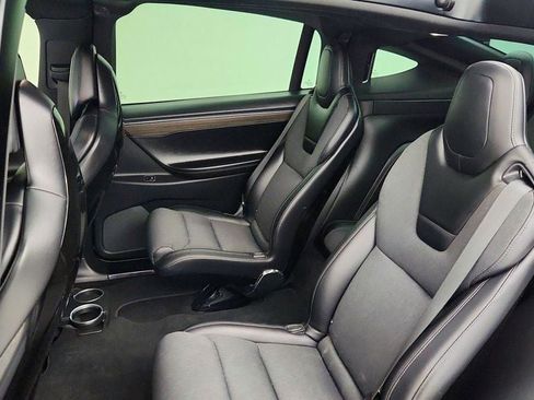 Used 2016 Tesla Model X 90D image 27
