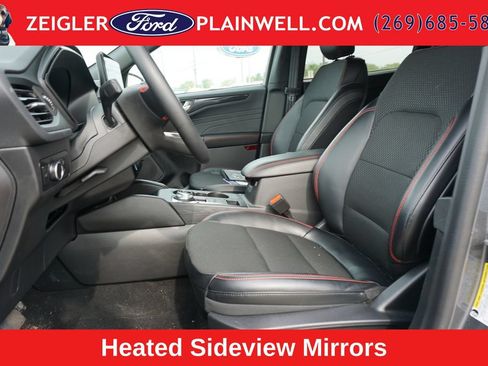 Used 2025 Ford Escape ST-Line w/ Tech Pack #1 AWD/4WD image 17