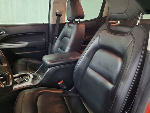 Used 2019 Chevrolet Colorado ZR2 w/ ZR2 Dusk Special Edition image 9