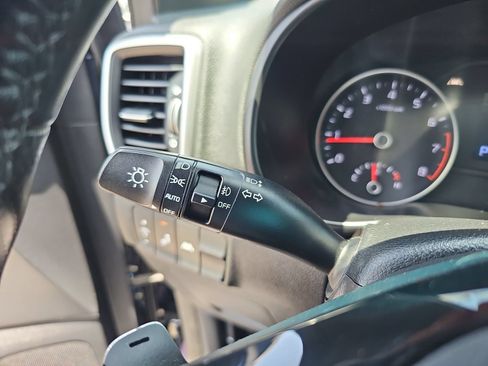 Used 2022 Kia Sportage Nightfall Edition FWD image 19