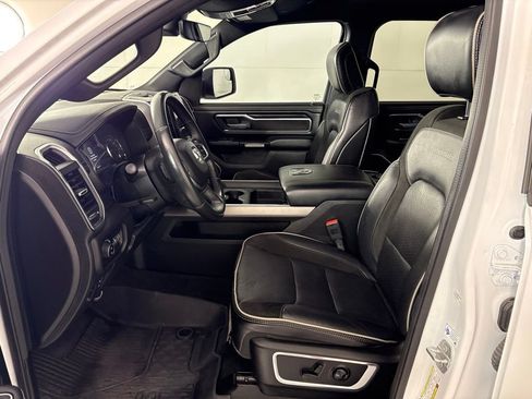 Used 2023 RAM 1500 Laramie AWD/4WD image 27