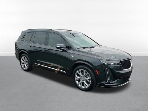 Used 2020 Cadillac XT6 Sport image 3